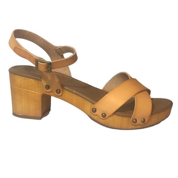 CUSHIONAIRE Sandals Women's Size 9 Honey Slate Faux Wood Block Heel - Picture 12 of 12